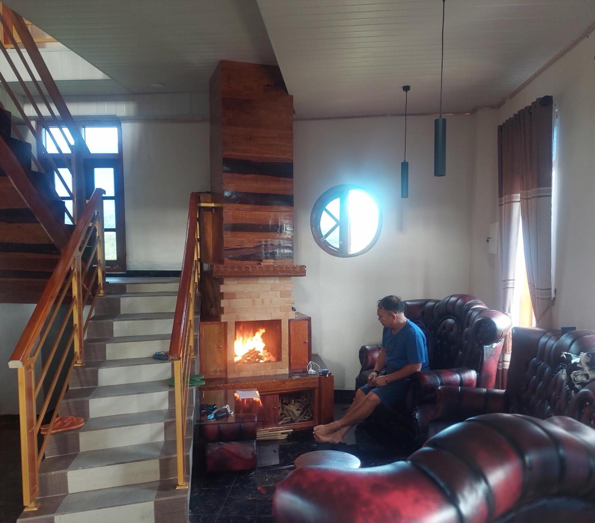 Kopa Hilltop - Family Guest Home Рутенг Екстериор снимка
